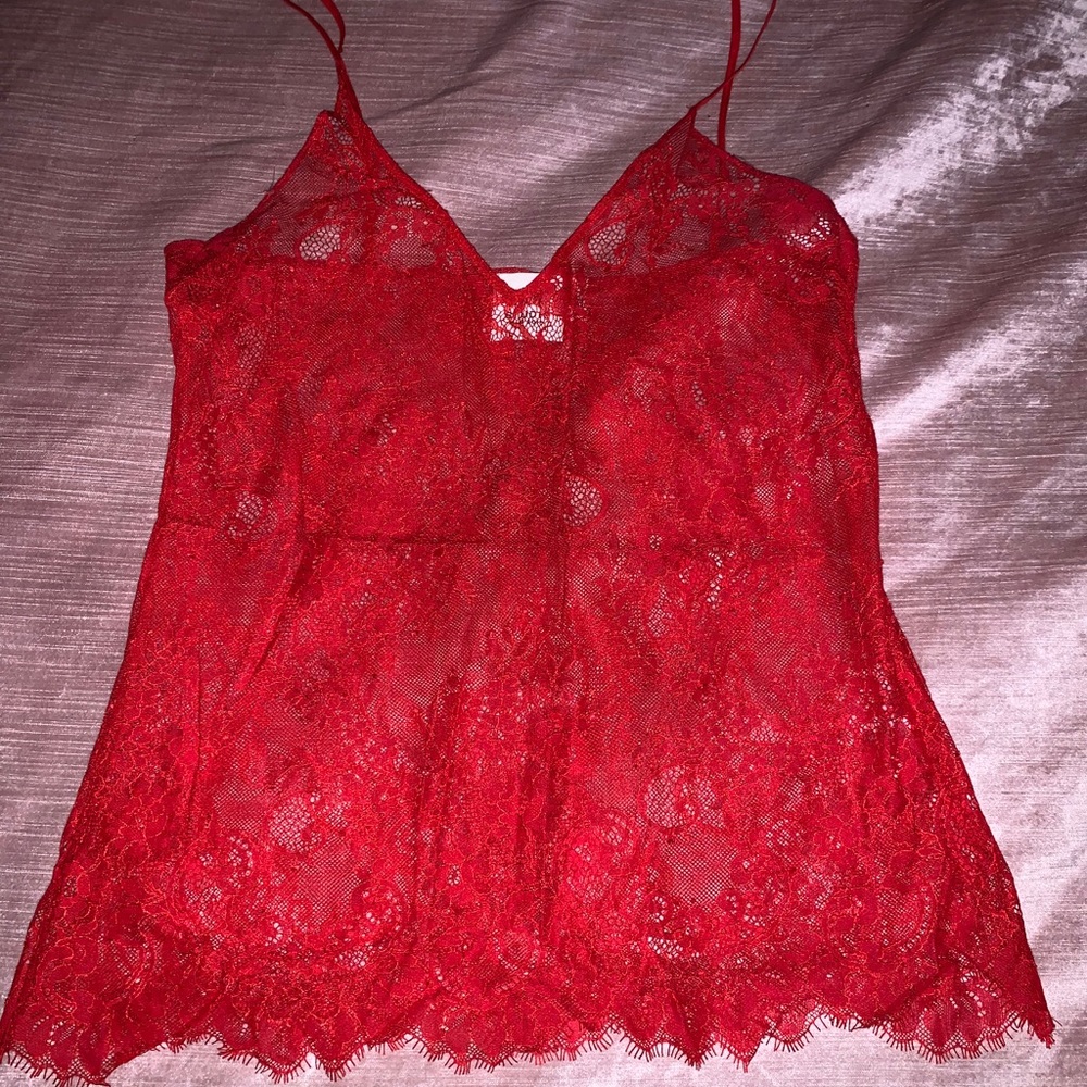 Gorgeous red top